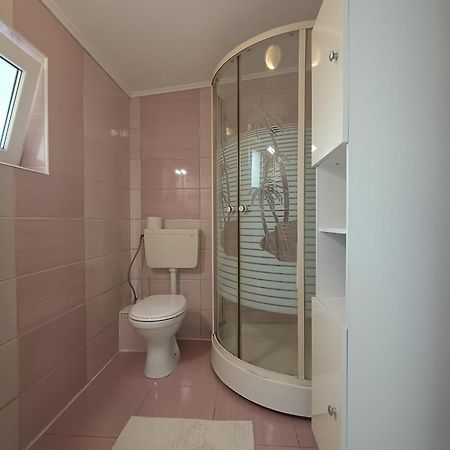 Elizabeth'S Rooms Gherla Exterior photo